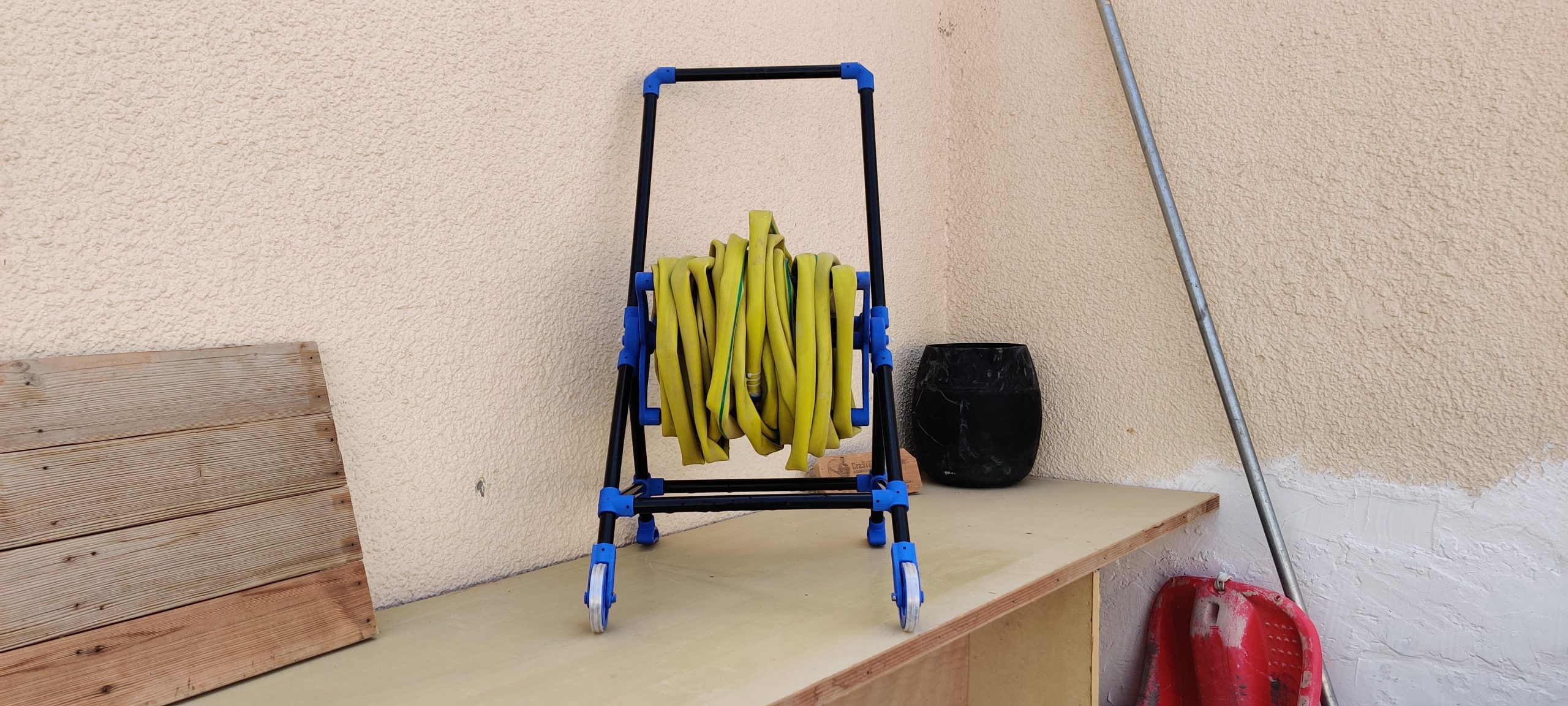 3D Printed Revolving Garden Hose Holder for 20mm PVC Pipes STL Files - Image 2